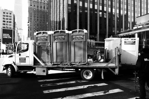 Best Portable toilet rental cost  in Rossville, IN